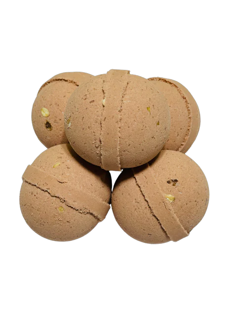 Vanilla Oatmeal Sandalwood Fizzy Bath Bomb | Noteology