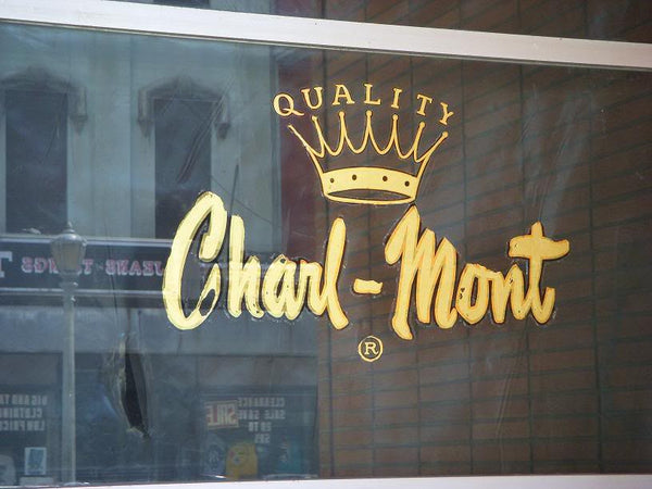 Christmas at the Globe Store Candle | NOTE Fragrances