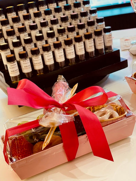 Galentine's Day at Noteology!